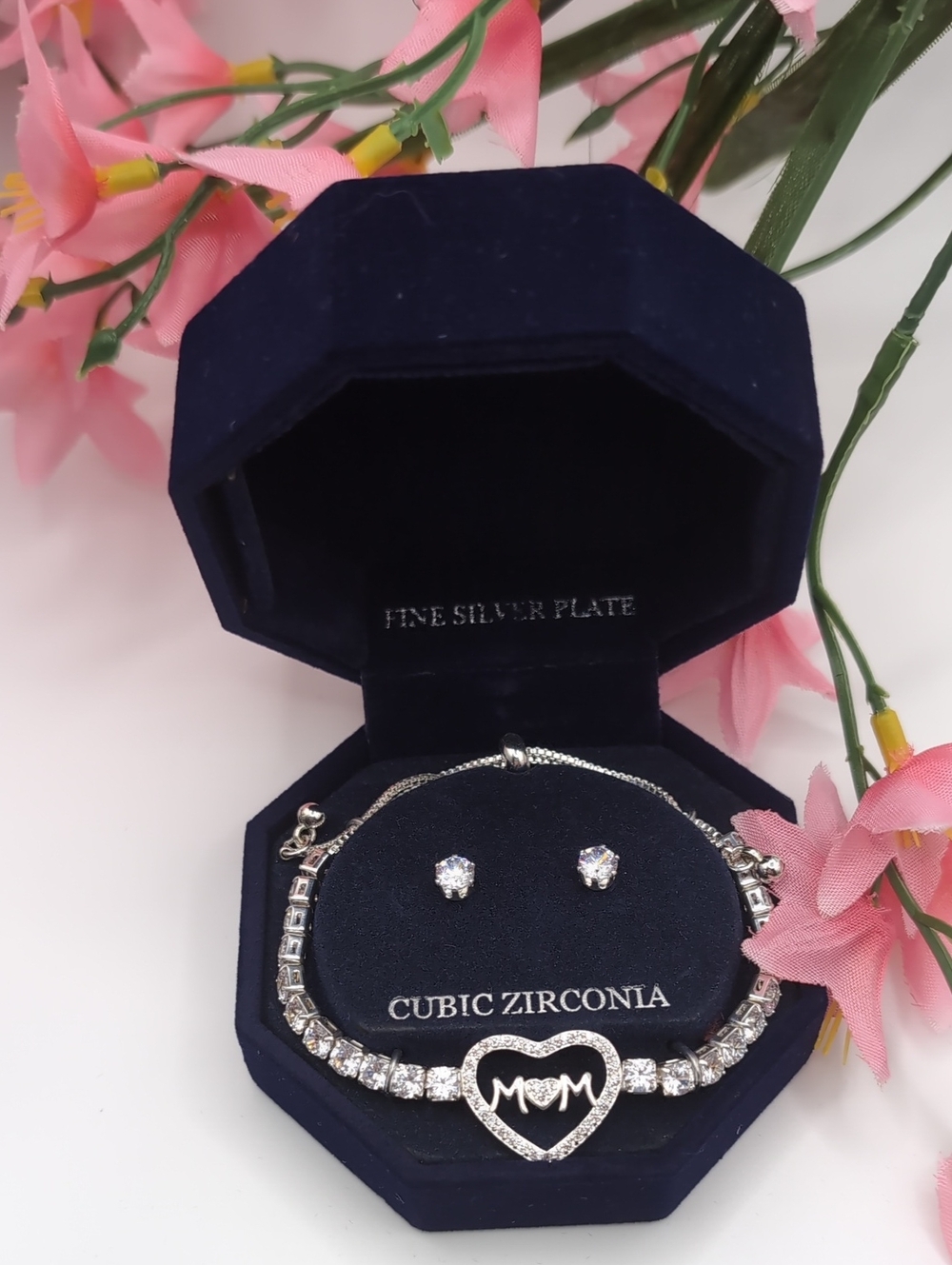 Macy's CZ MOM Heart Adjustable Bracelet & Earrings Set Silver NWT $60